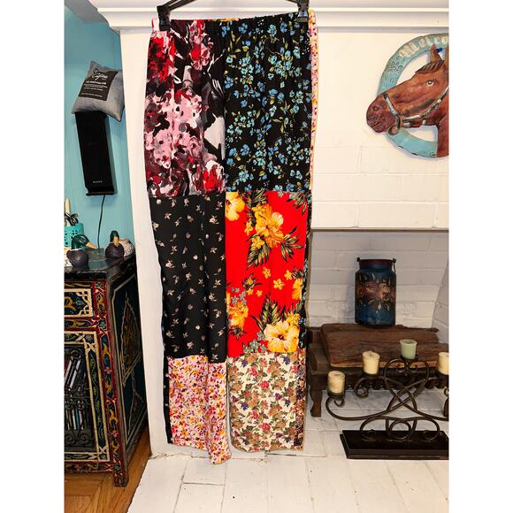 URBAN OUTFITTERS RENEWAL BOHO FLORAL PATCHWORK PANTS 100% COTTON S - Picture 10 of 10